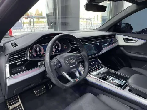 Audi Q8 2019 SLINE