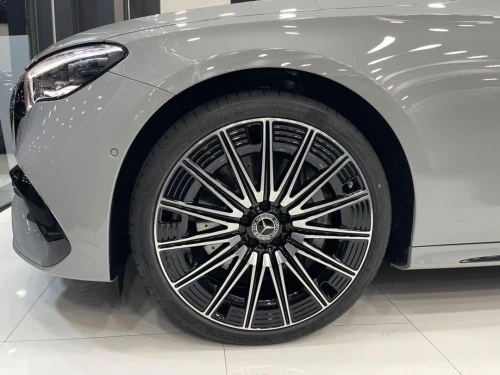 Mercedes Classe E220d 2025 AMG LINE