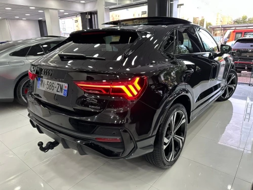 Audi Q3 2024 SLINE black édition