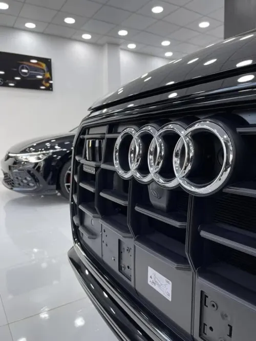Audi Q8 2019 SLINE
