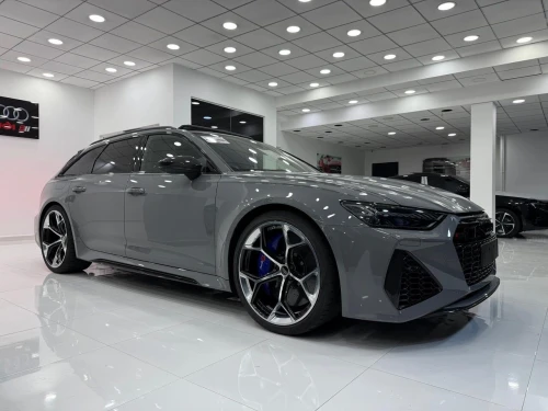 Audi RS6 Avante  2025 Performance