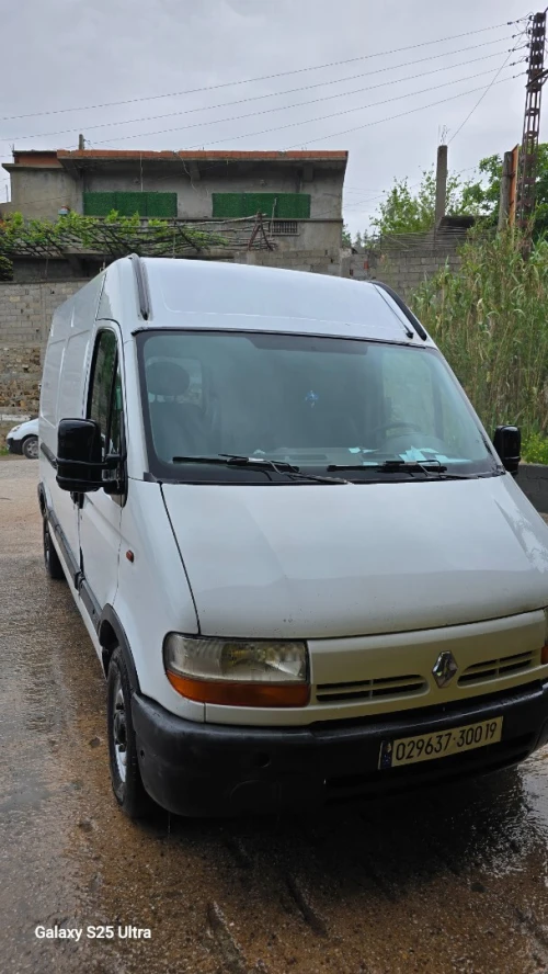 Renault Master Mongol 2000