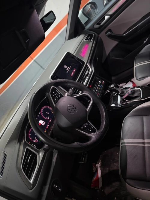 Volkswagen T-Roc 2024 R-Line 