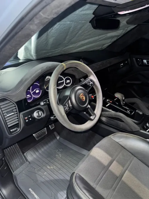 Porsche Cayenne 2023 Turbo GT