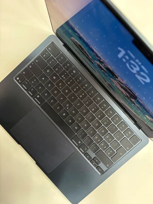 Macbook air m4 32/2T