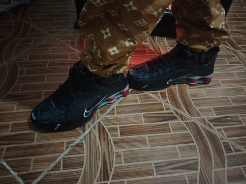Nike Shox/Nike air max 90/Nike Air Max 95/Nike Air Max DN