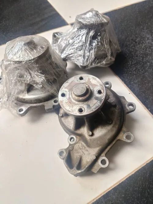 متوفر قطع غيار شاحنات إسيزوز أصلية  npr 71/66
