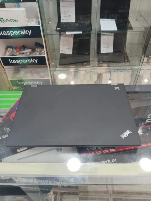 Lenovo Thinkpad P51 i7 7820HQ RAM 16Go SSD512Go Nvidia Quadro M2200