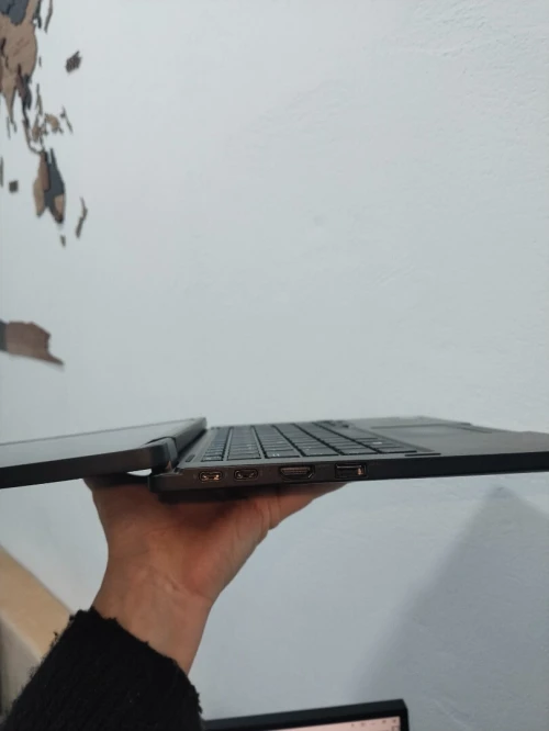 Dell latitude 7390 2IN1 i5 8350U RAM 8Go/SSD 256Go TACTILE 360 clavier AZERTY Win 11