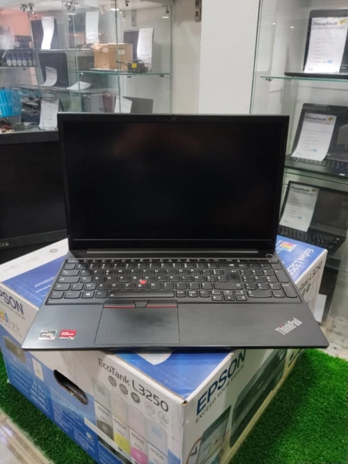 LAPTOP Lenovo thinkpad E15 Ryzen 5 5000 ram 8Go ssd 512Go nvme ecran 15.6'' fhd