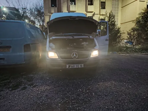 Mercedes 413 2012