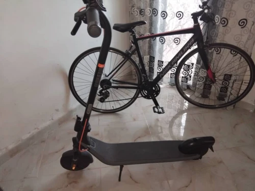 Velo est trottinette