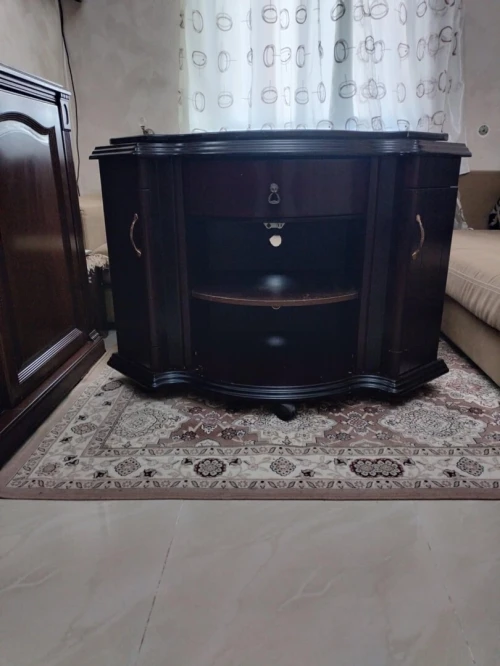 Table TV de coin en bon état