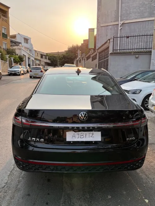 Volkswagen Passat 2025 Pro full options