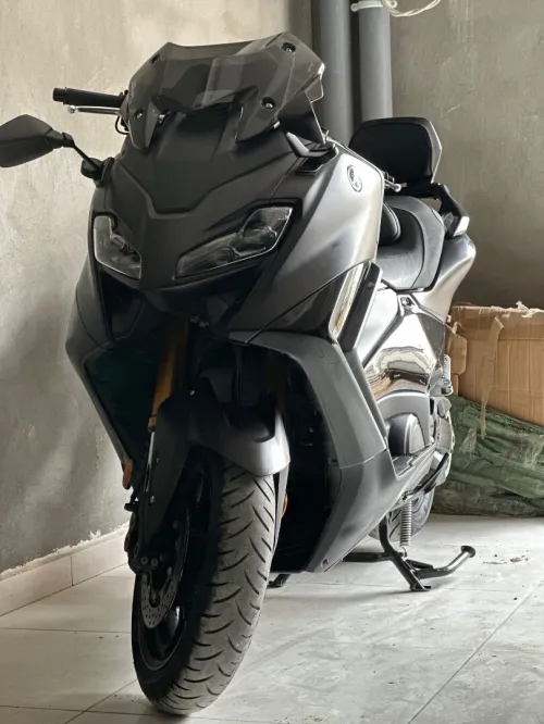 Yamaha Tmax 2024