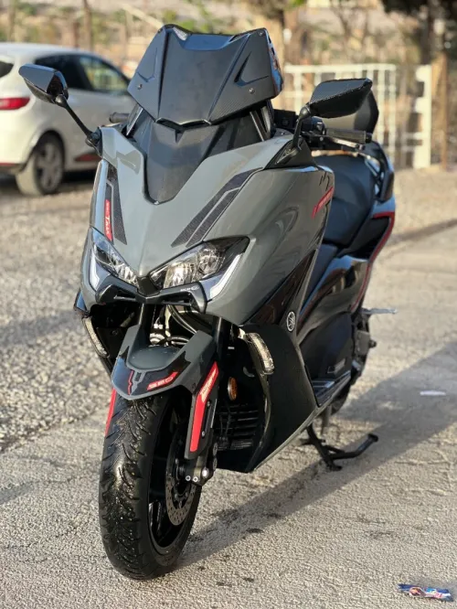 Yamaha Tmax 2020