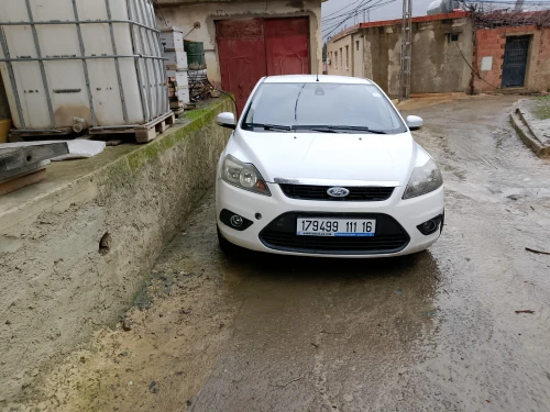 Ford Focus 5 portes 2011 Focus 5 portes
