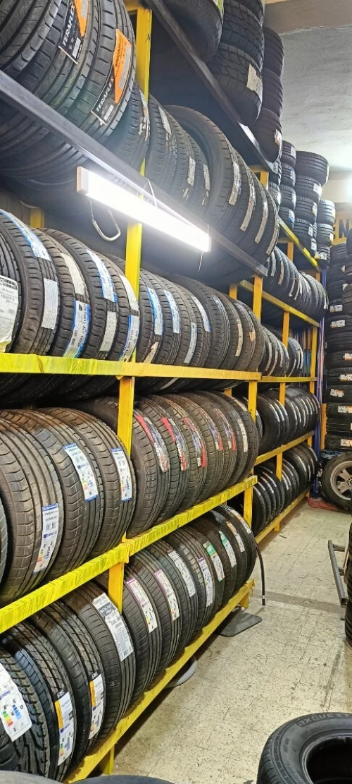 étagère lourd ,leger, stockage tout type de roue pour professionnelle -travail propre -blida