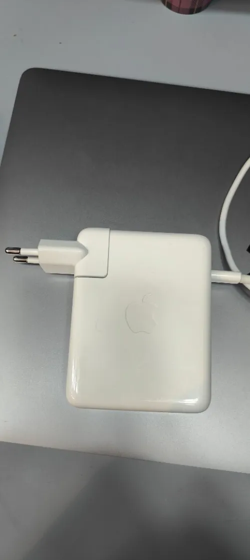 MacBook pro 2019 16 inch