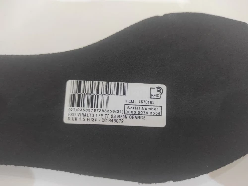 Chaussures de football enfant viralto neuves