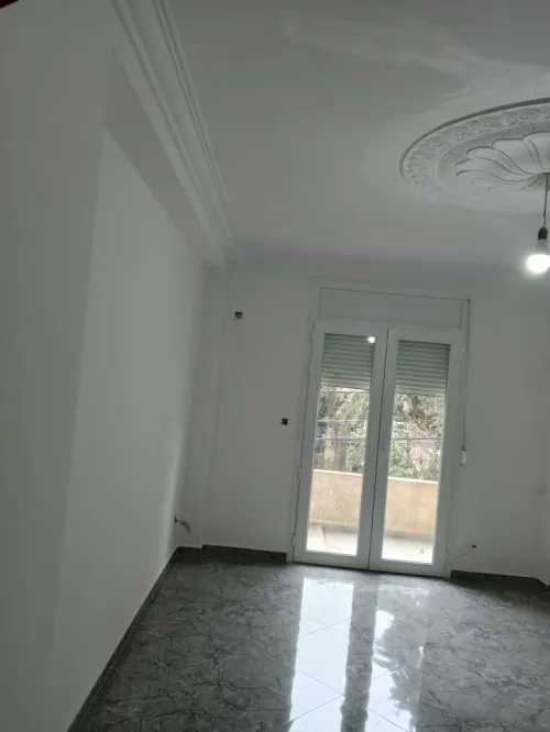 Location Appartement Niveau de villa F3 Alger Dely brahim