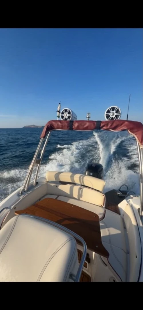 Semi rigide Nuova jolly 680