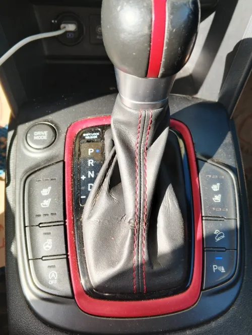 Hyundai Kona 2020 Marvel ironman