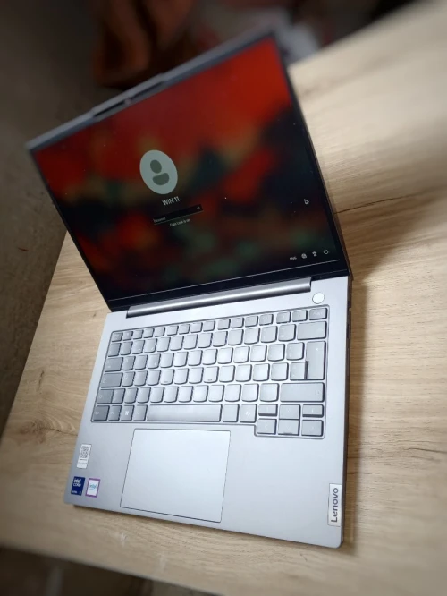 Lenovo Thinkbook 14 g7 2024