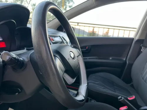 Kia Picanto 2015 Pope plose