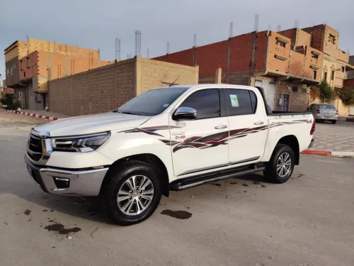 Toyota HILUX 2023 Saoudi
