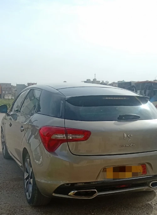 DS DS5 2015 SPORT CHIC
