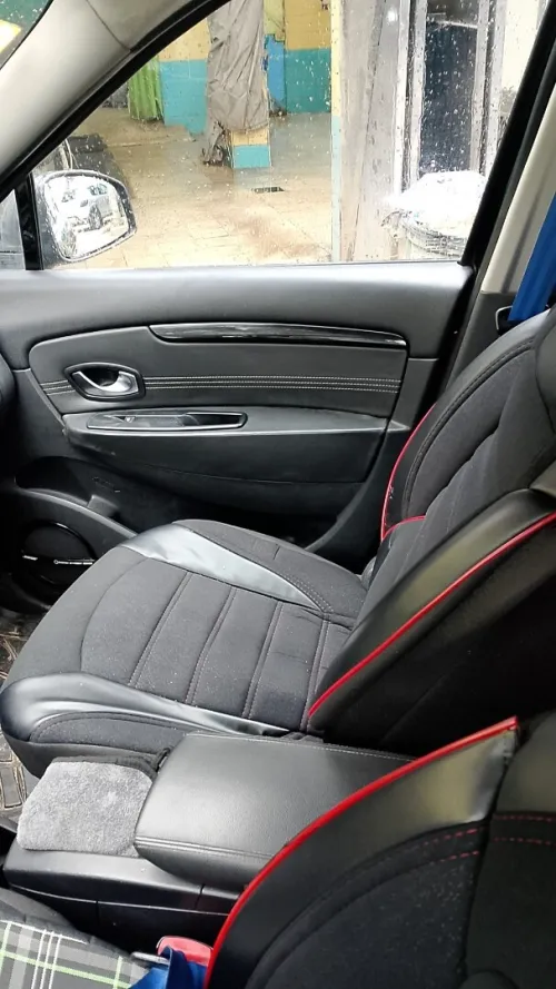 Renault Scenic 2012 BOSS