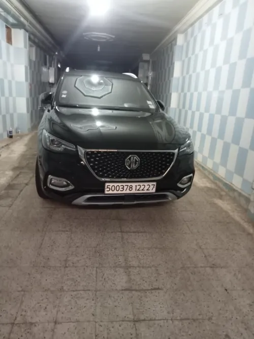 MG EHS luxury hybrid 2022 Full option