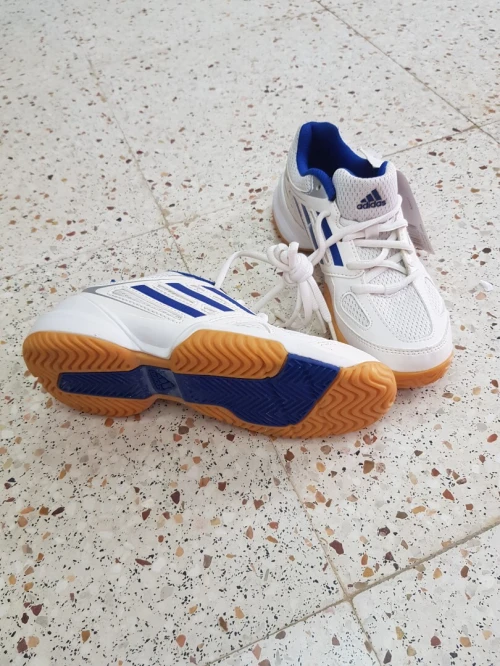 CHAUSSURE ADIDAS 32