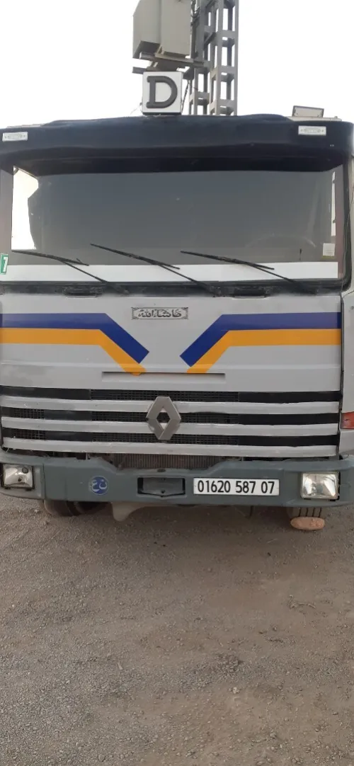 Renault 340 1987