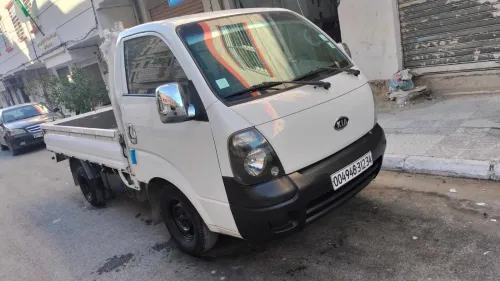 Kia Kia 2700 2012