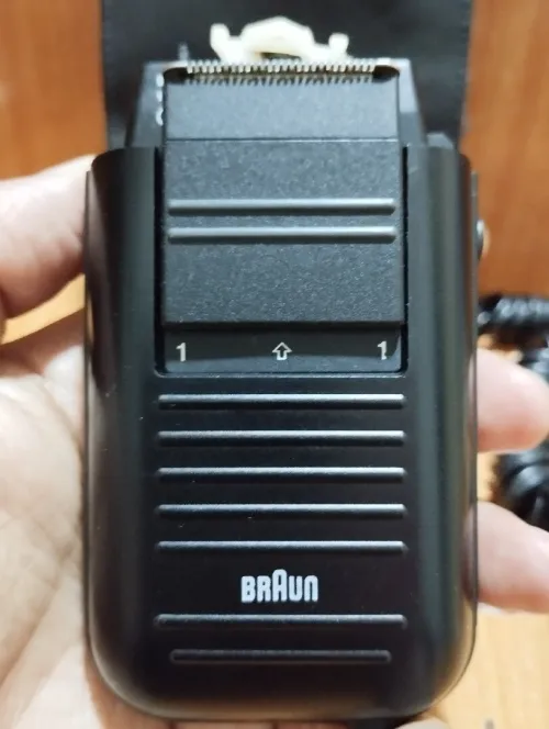 Rasoir électrique Braun Vintage modèle 5424 (1980)  Made in Germany