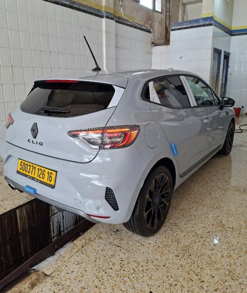 Renault Clio 5  2026 Esprit Alpine