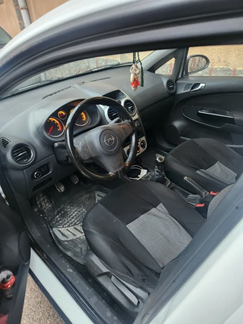 Opel Corsa 2011 Enjoy Limited