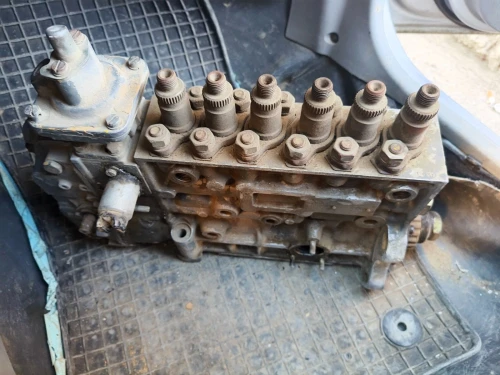 pompe injection liebherr 954