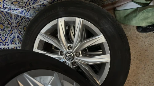 jantes tiguan highline 235/55/R18 les pneus increvables hankook  marche 20000km