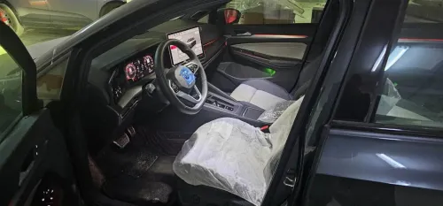 Volkswagen Golf 8 2025 R-Line