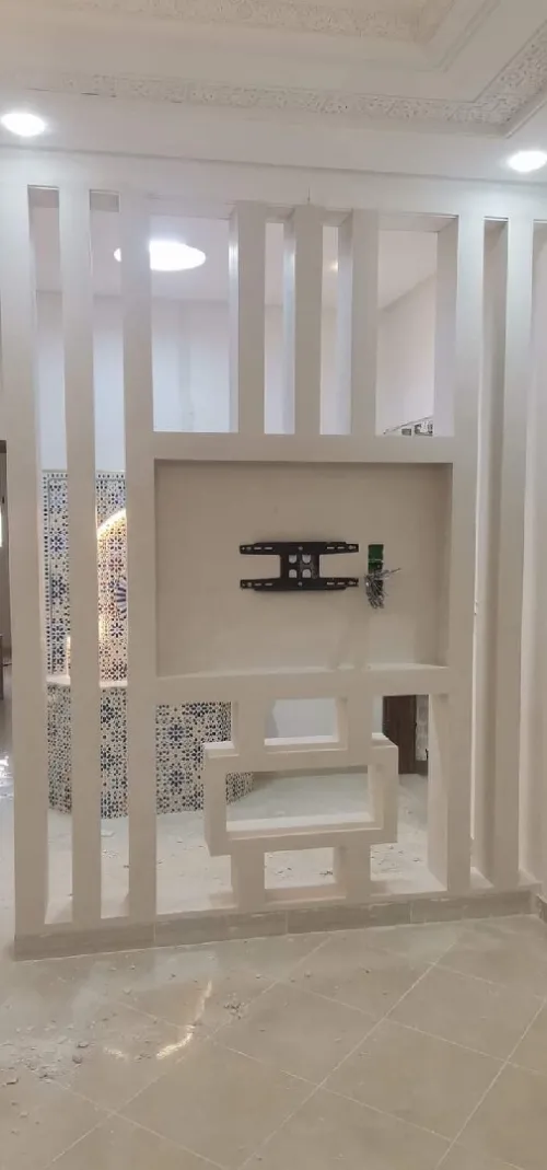 جميع انواع اعمال طلاء و بلكوبلطر وكهرباءم وبديل الخشب و رخام