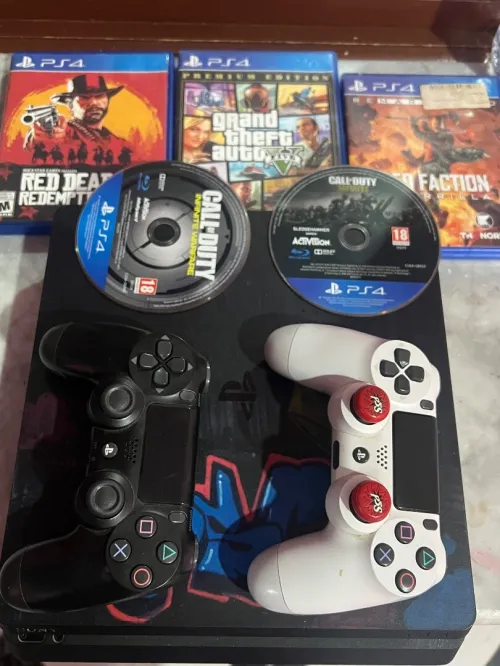 Ps4 slim 1000g