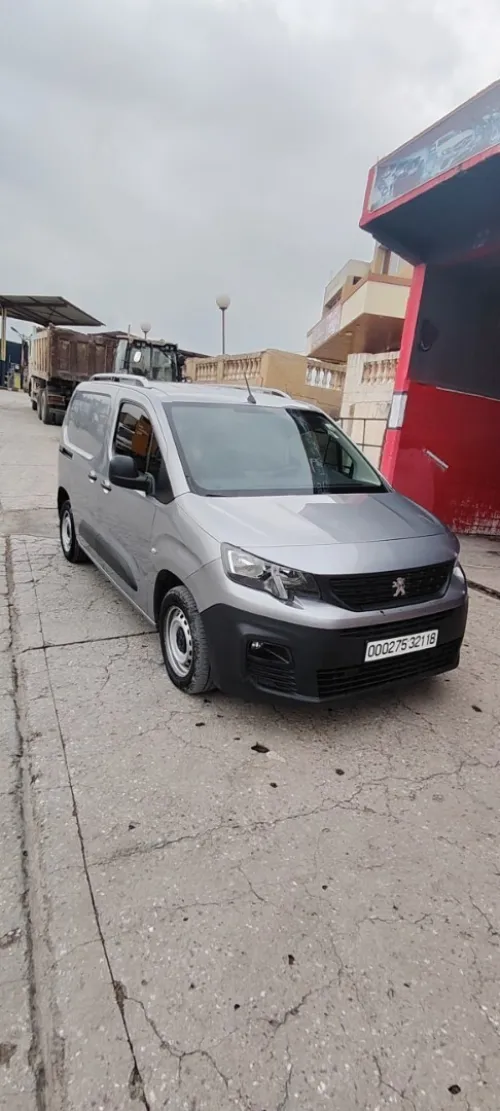 Peugeot Partner 2021 Fennec