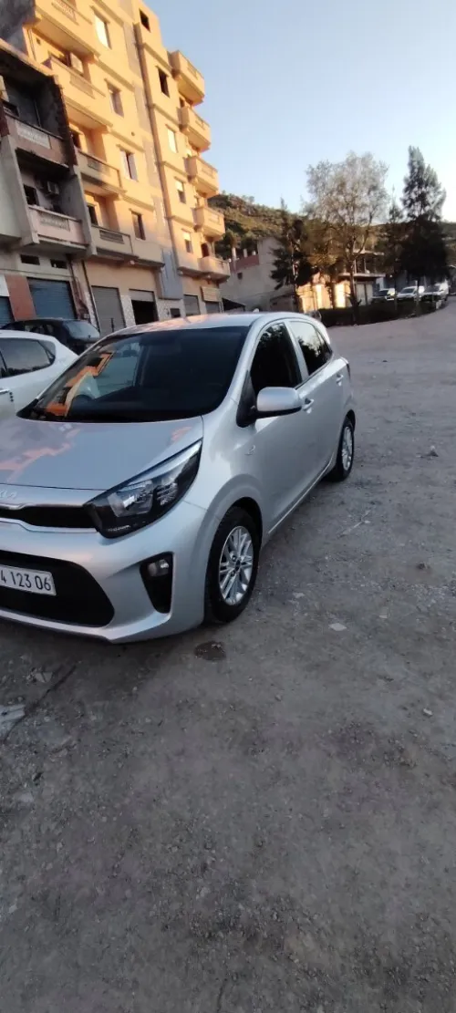 Kia Pecantou 2023 XL