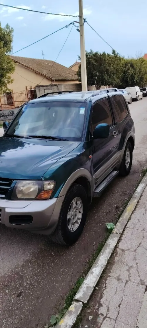 Mitsubishi Pajero Court 2001 Pajero Court