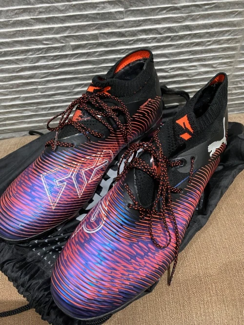 Soulier puma futur 8 x Neymar