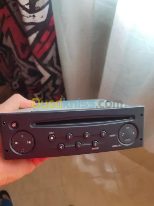 Auto radio clio 3 original France 