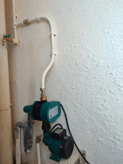 Plombier ambulant chauffagiste installation sanitaire eau et gaz